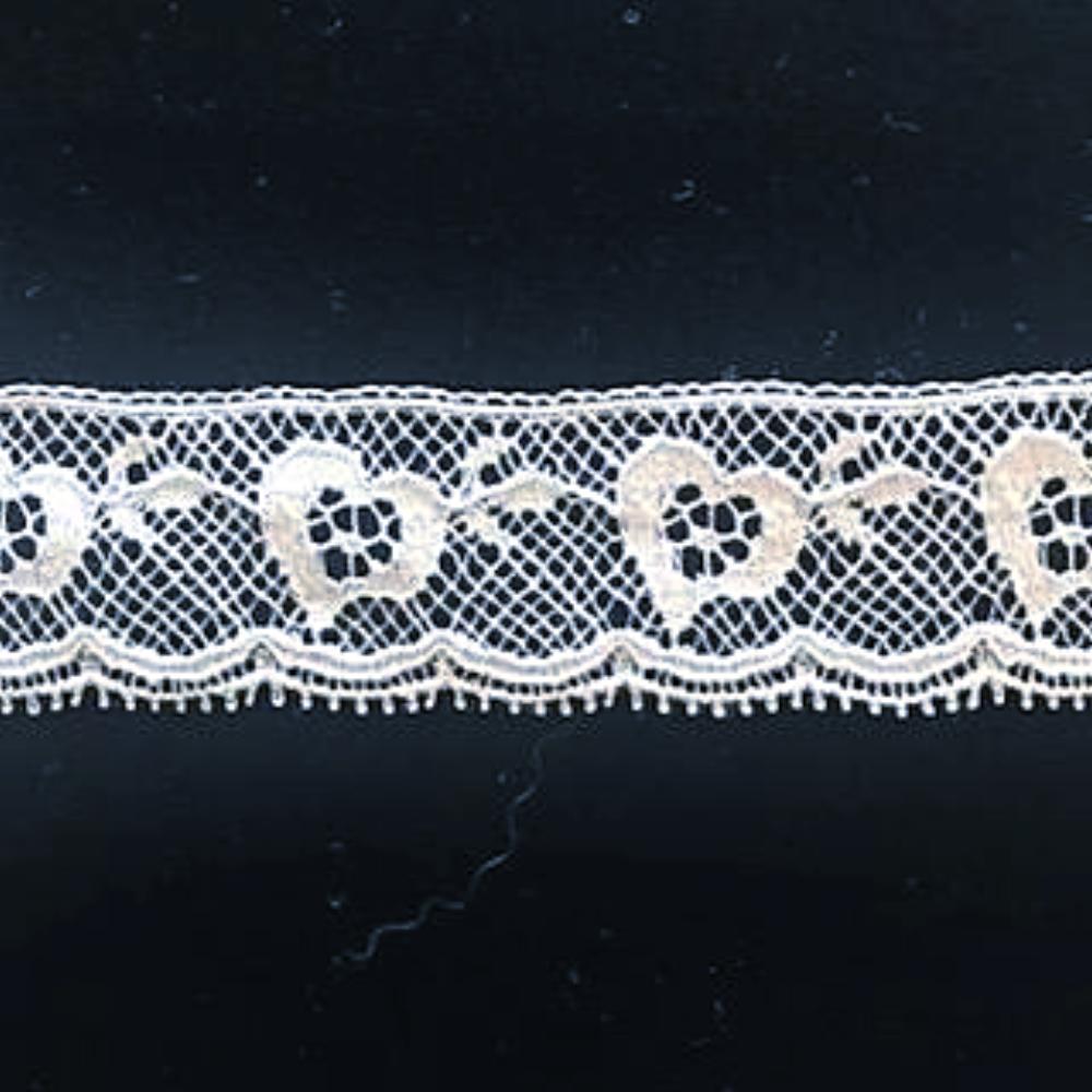 L-21 White - Lace Edging -18mm with Floral Heart Design.