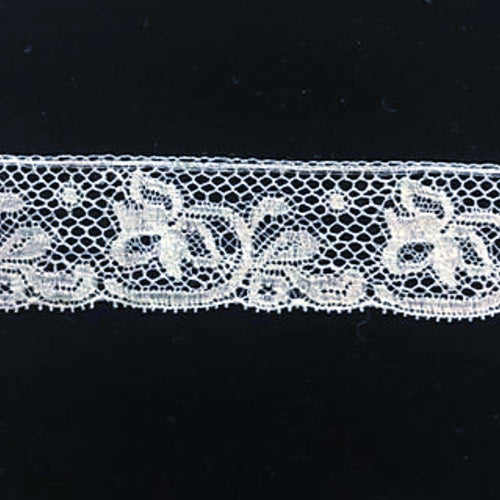 L-113 White - Lace Edging - 25mm Rose Design.