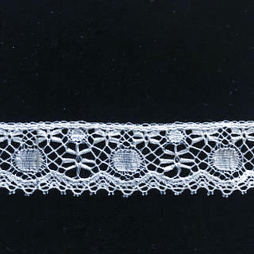 L-190 White - Lace Edging - 25mm Flower and Circle Design.