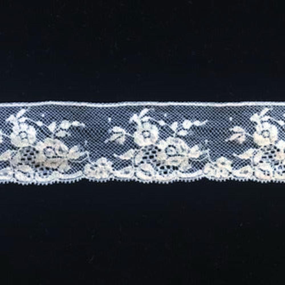 L-2025 Ivory - Lace Edging - 35mm