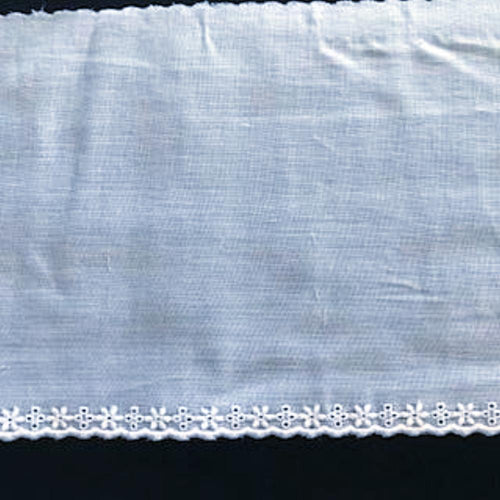 E-67 White and Ivory - 130mm Embroidered Edging.