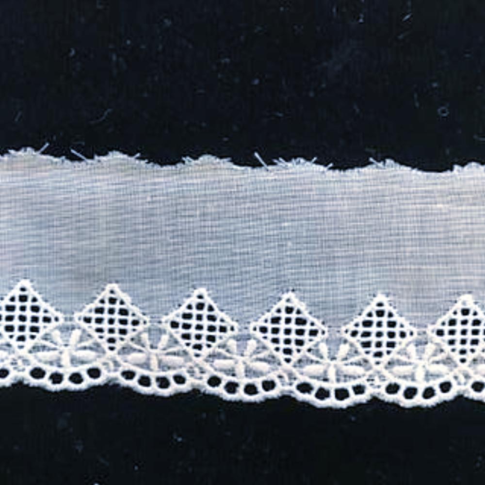 E-85 White - 35mm Embroidered Scalloped Edging.