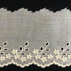 E-131 Ecru - 70mm Embroidered Edging.