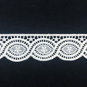 E-681 White - 25mm Swiss Cotton Embroidery Edging.